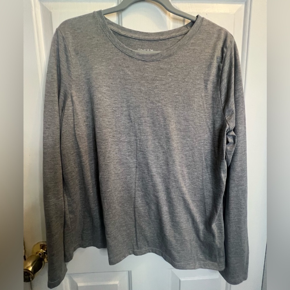 Time and Tru Gray Long Sleeve Shirt